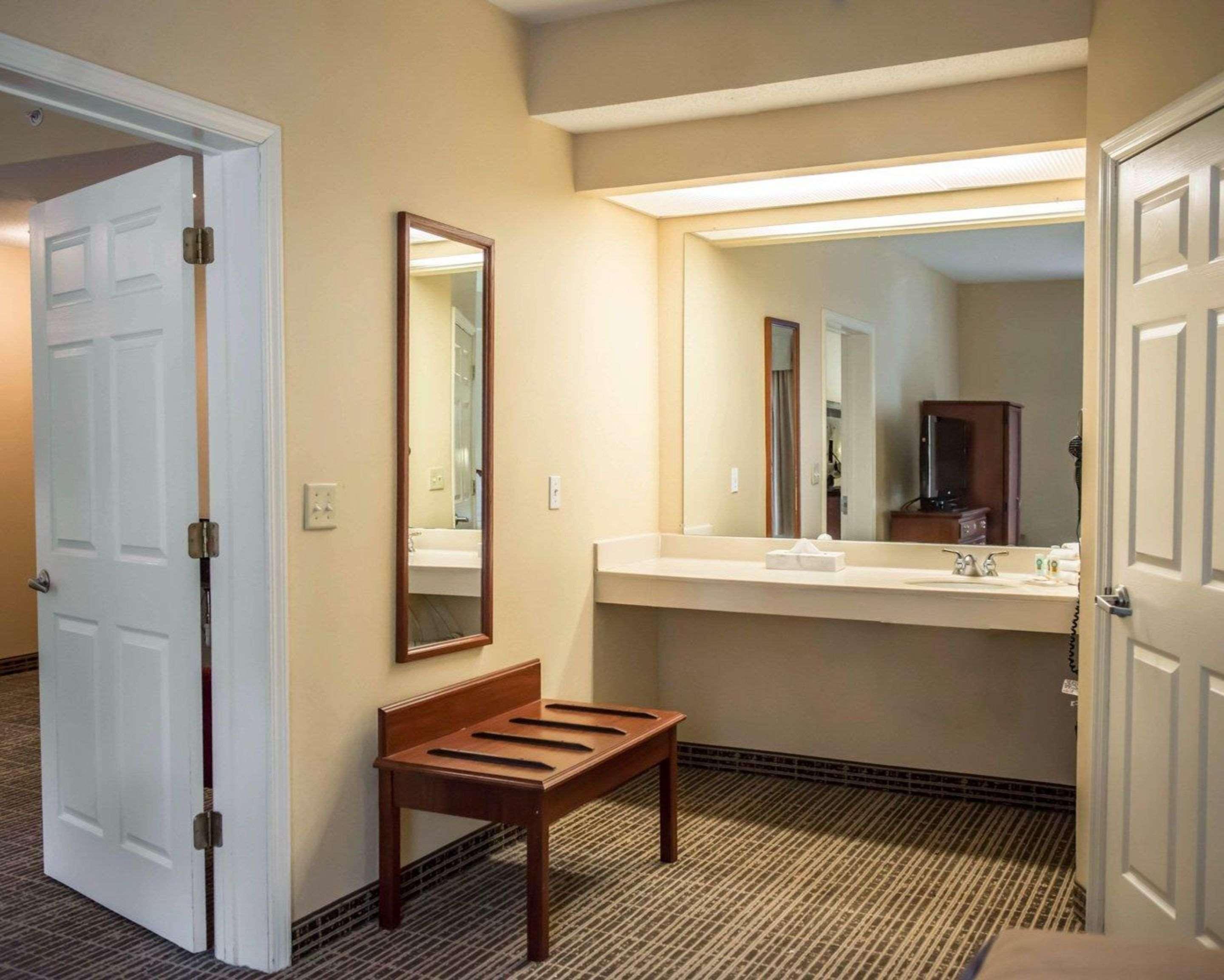 Quality Inn Lake City Exterior photo